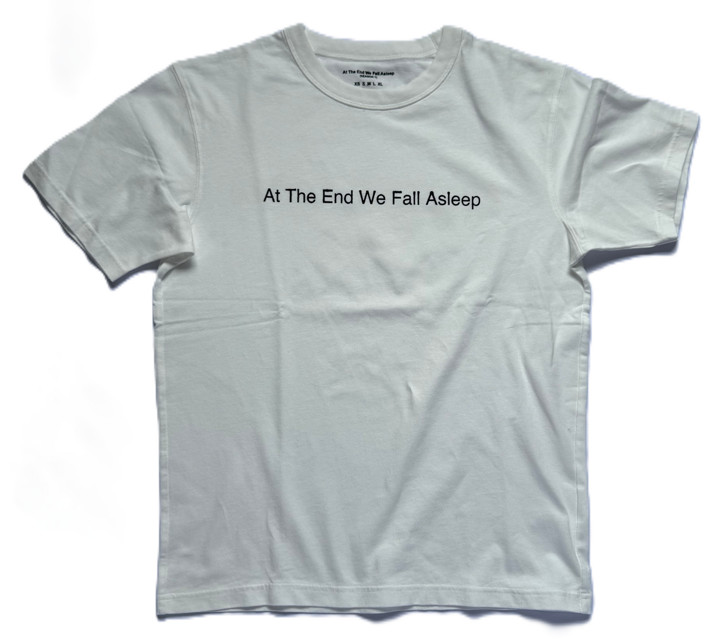 WHITE T-SHIRT
